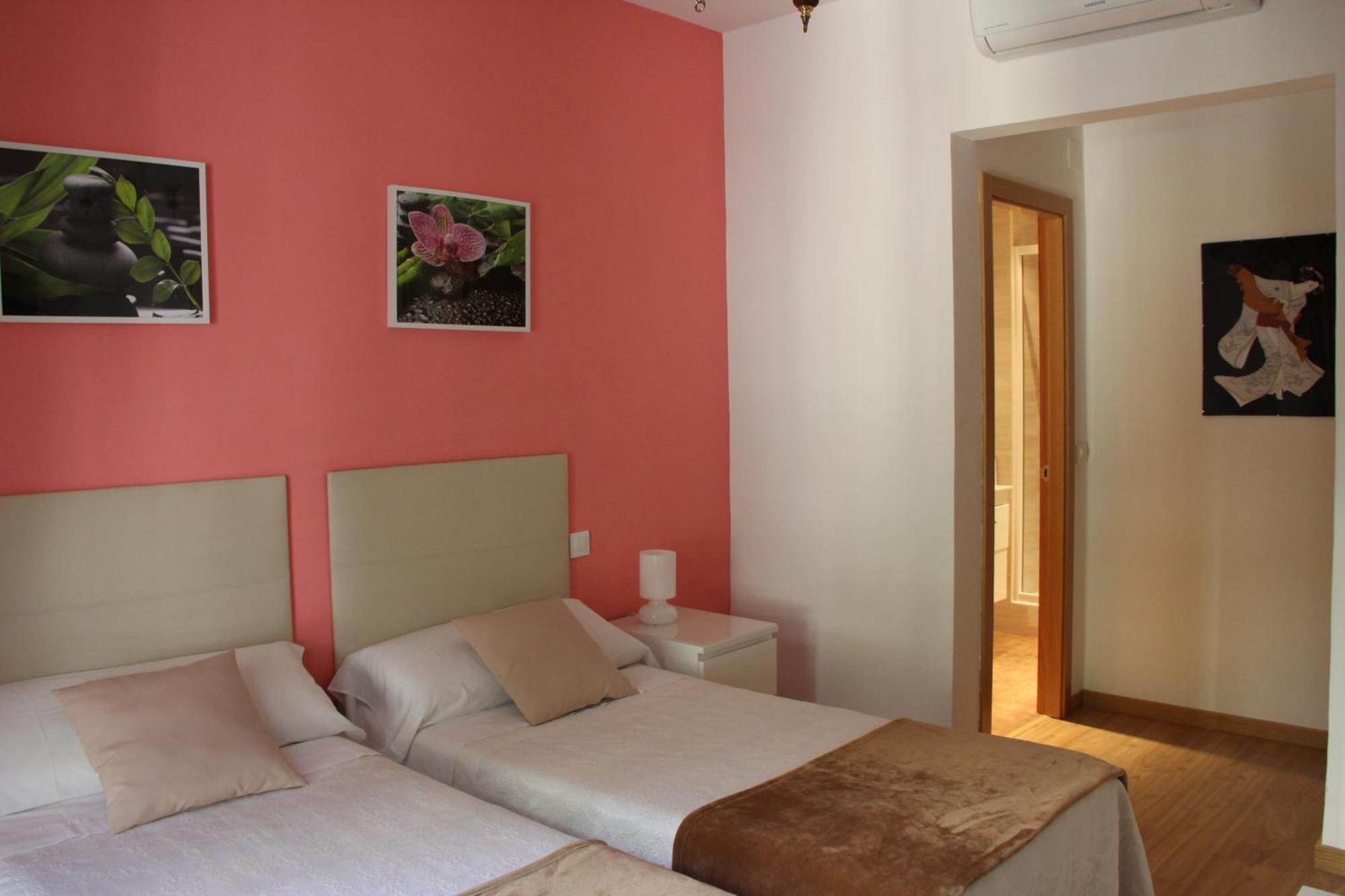 Casa De Huespedes Galaica Hotel Madri Quarto foto