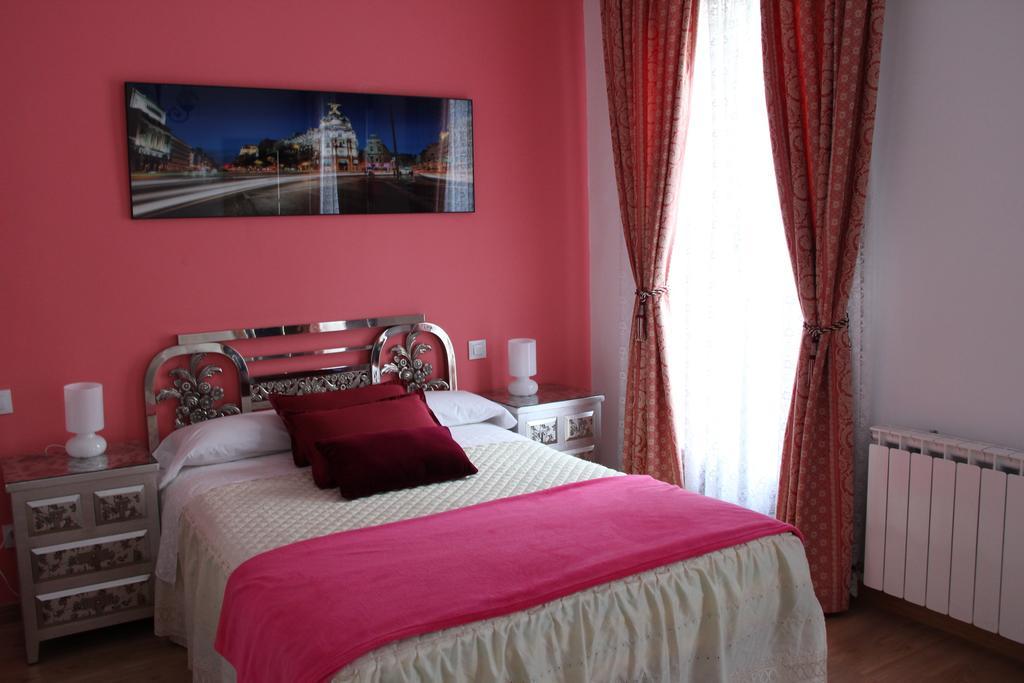 Casa De Huespedes Galaica Hotel Madri Quarto foto